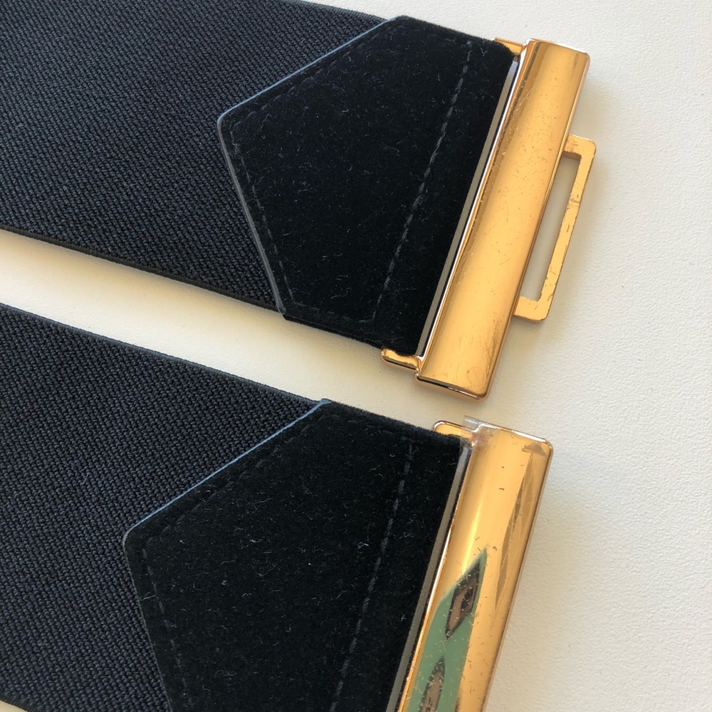 Two belts - Picture 5 of 5
